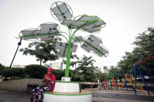 Ada Solar Tree di Alun-alun Bandung