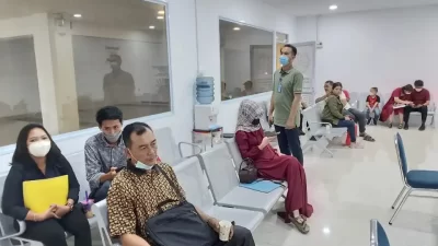 Diluar Hari Kerja, Petugas Imigrasi Batam Layani 55 Pemohon Paspor di Mall