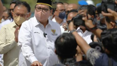 Menko Perekonomian Resmikan Masjid Tanwirun Naja