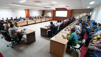 Sekdaprov Adi Prihantara Hadiri Persiapan Awal HUT ke-20 Kepri