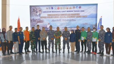 Peringati HUT TNI AL Ke-77, Danlanal TBK Gelar Gerakan Nasional Laut Bersih