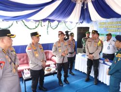 Kabareskrim Polri Cek Langsung Pos Terpadu Dan Pos Pam Nataru 2024  Di Batam