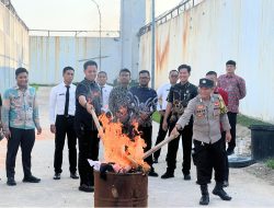 Rutan Batam Musnahkan Barang Bukti Hasil Razia Hunian Warga Binaan