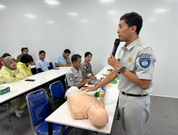 Jasa Raharja & Kamsel Polresta Barelang Gelar Sosialisasi Keselamatan Lalu Lintas danPelatihan PPGD bersama Karyawan PT Nusa Solar Indonesia
