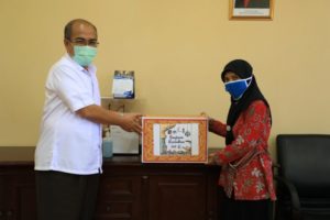 Guru TK Terima Bingkisan Ramadhan dari BP Batam