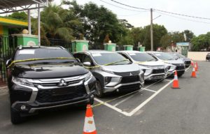 Polda Kepri Berhasil Amankan 32 Mobil Hasil Penipuan dan Penggelapan