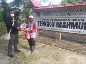 Minamas Plantation bersama PFI Pekanbaru Salurkan 100 Paket Sembako