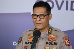 TNI-Polri Siap Edukasi Masyarakat Terapkan Protokol Kesehatan di Tempat Wisata