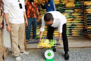 Amsakar Ingatkan Pentingnya Kebersamaan dalam Penyelesaian Covid-19