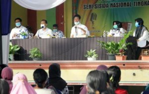 Wali Kota Batam Perintahkan 3 SMP di Bengkong Tambah Rombel