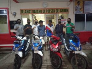 Unit Reskrim Polsek Sei Beduk Berhasil Ungkap Kasus Curanmor, 2 Pelaku dan 3 Penadah Diamankan
