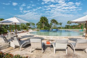 Nikmati Weekend, HARRIS Resort Barelang Tawarkan Paket Berenang untuk Keluarga