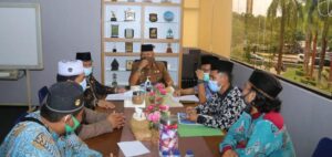 Pimpin Rapat Persiapan Hari Santri 2020, Syamsul : Kita Laksanakan dan Pedomani Upaya Pencengahan Covid-19