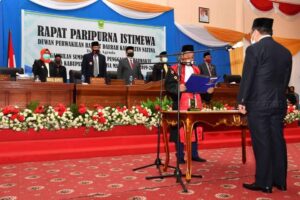 Bupati Natuna Hadiri Pelantikan PAW Ketua DPRD Kabupaten Natuna.