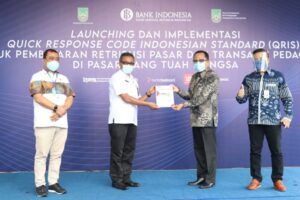 Jefridin Apresiasi Penggunaan QRIS di Pasar Hang Tuah Nongsa