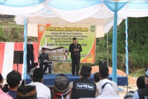 Syamsul Resmikan TPQ Khusus Suku Laut