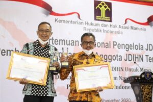 Penghargaan Anggota JDIHN, Batam Jadi Kota Terbaik