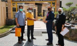 bright PLN Batam Bagikan Ribuan Masker Gratis, Komitmen Dukung Pemerintah Cegah Covid-19