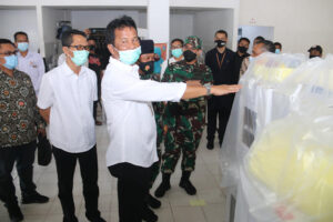 Bersama Forkompinda, Rudi dan Amsakar Tinjau Langsung Distribusi Logistik