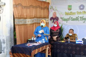 Marlin Agustina Rudi : Kaum Perempuan Harus Sehat dan Produktif