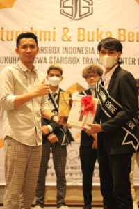 STARSBOX TRAINING CENTER (STC) SIAP LAHIRKAN TENAGA BARBERS YANG PROFESIONAL DAN SIAP KERJA