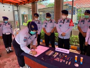 Lapas Perempuan dan BNN Kota Batam Gelar Razia Blok Hunian Warga Binaan Pemasyarakatan