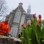 Belanda Cabut Aturan Wajib Masker dan Jaga Jarak