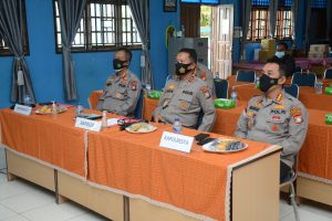 Percepatan Booster, Kapolresta Barelang Dampingi Kapolda Kepri Tinjau Vaksinasi