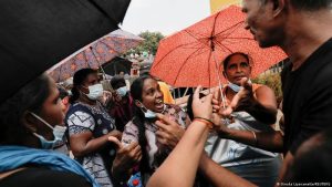 Kelangkaan Pangan dan Bahan Bakar Lumpuhkan Sri Lanka