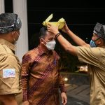 Gubernur Kepri Dianugerahi Sebagai Sahabat Pers Indonesia oleh SMSI