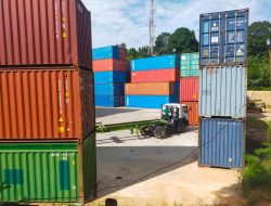 Lokasi Perumahan Diduga Menjadi Penimbunan Ribuan Kontainer di Bengkong Polisi