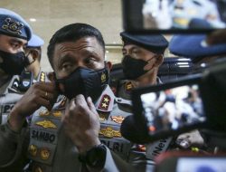 Beda Keterangan Sambo dan Pengacara Brigadir J soal Motif Pembunuhan