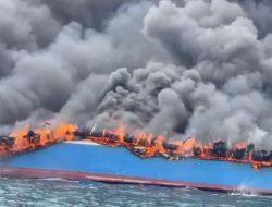 Kapal Nelayan di Anyer Terbakar, Basarnas Banten Evakuasi 8 ABK