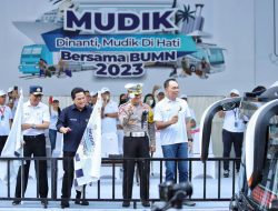 Menteri BUMN Bersama Menteri Perhubungan Lepas Ribuan Pemudik BUMN dari GBK