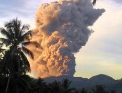 Gunung Dukono Meletus, Semburkan Abu Vulkanik Setinggi 2,7 Km