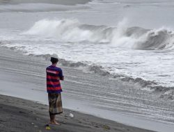 Gelombang Tinggi Berpotensi Terjadi di Laut Selatan Banten