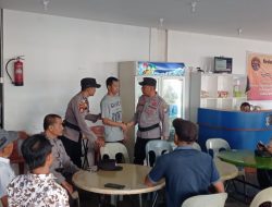 Kegiatan Rutin Jumat Curhat, Polsek Sekupang Bersama Pedagang Tiban Center