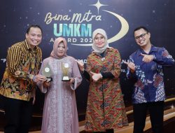 Sukses Bawa Mitra Binaan ‘Rumah Sandal Geulis’ Go Internasional, JasaRaharja Raih Predikat Gold dalam Ajang Bina Mitra UMKM Award 2024
