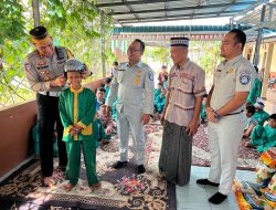 Jasa Raharja dan Ditlantas Polda Kepri Serahkan Bantuan 40 Helm kepada Generasi Muda Sebagai Safety Preventif Action