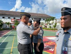 Ucapan Selamat dan Penyematan Kenaikan Pangkat Kepada 5 Orang Pegawai Oleh Karutan Batam