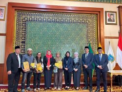 Taat Pajak Berbuah Emas, Jasa Raharja Kepri dan Wakil Gubernur Kepri Serahkan Hadiah Gebyar Pajak Kendaraan di Momentum HUT ke-81 RI